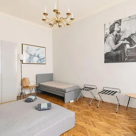 Stylish,Large & Bright Loft In City Center By Nw Budapest Exterior photo